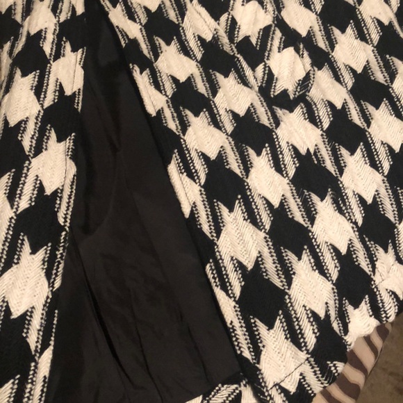 Black and white Jacket - Picture 5 of 6